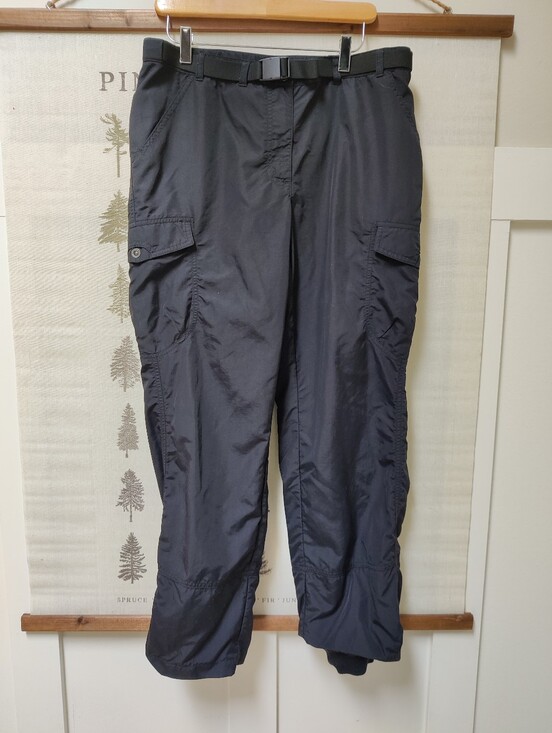 MEC Pants - MEC Mountain Equipment Co-op Black Cargo Hiking Pants Size 12